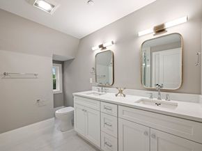 232 Bellevue St 2, Newton MA 02458