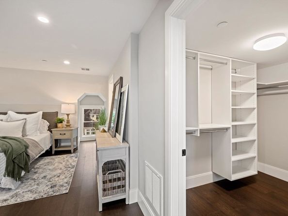 232 Bellevue St 2, Newton MA 02458