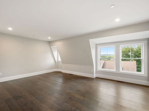 232 Bellevue St 2, Newton MA 02458