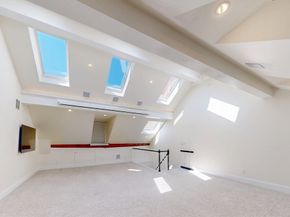 9 Chestnut St, Boston MA 02108