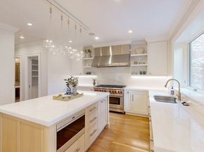 9 Chestnut St, Boston MA 02108