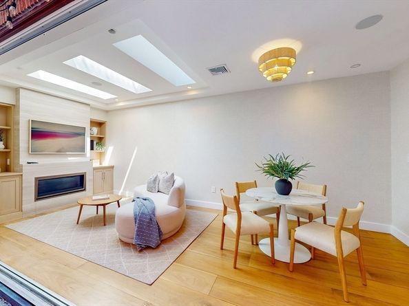 9 Chestnut St, Boston MA 02108