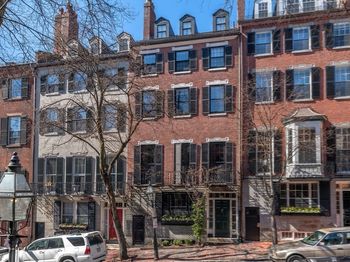 9 Chestnut St