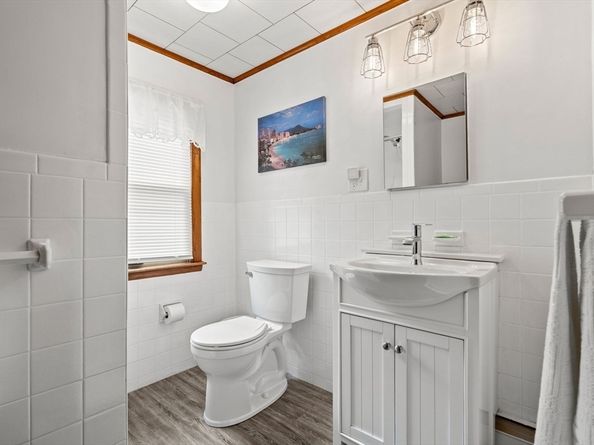 58 Spring St, Wakefield MA 01880