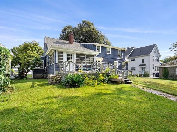 58 Spring St, Wakefield MA 01880