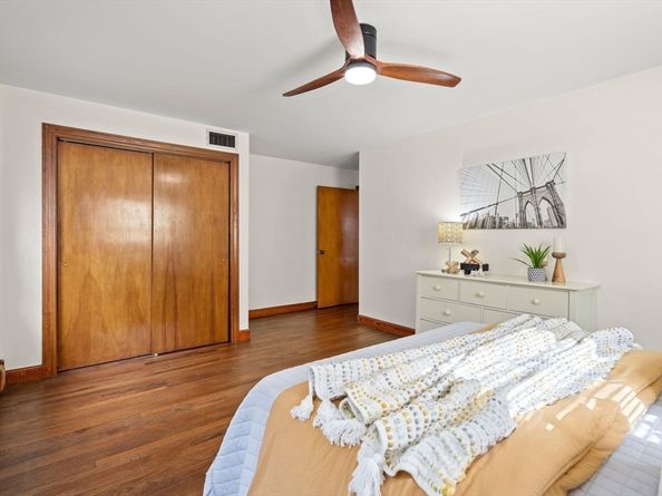 58 Spring St, Wakefield MA 01880