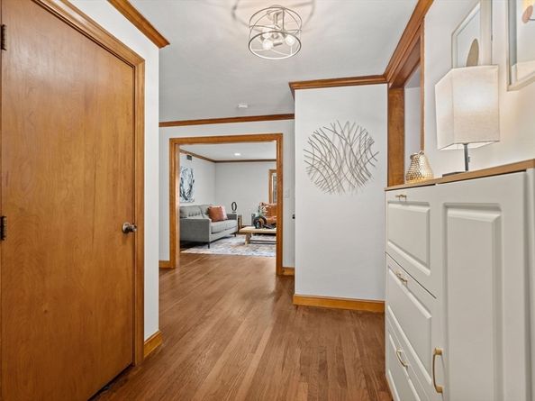 58 Spring St, Wakefield MA 01880