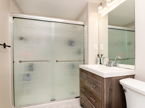 103 Brookdale Ave, Dedham MA 02026
