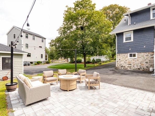 103 Brookdale Ave, Dedham MA 02026
