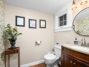 55 Prospect Ave, Hull MA 02045