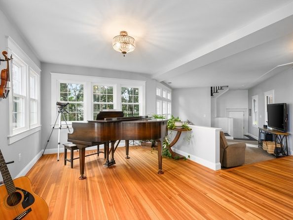 55 Prospect Ave, Hull MA 02045