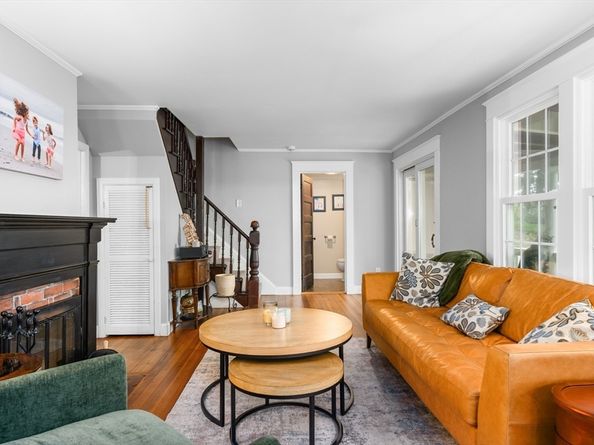 55 Prospect Ave, Hull MA 02045