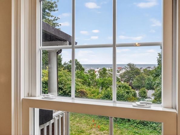55 Prospect Ave, Hull MA 02045
