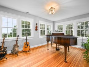 55 Prospect Ave, Hull MA 02045