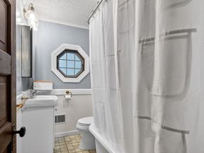55 Prospect Ave, Hull MA 02045