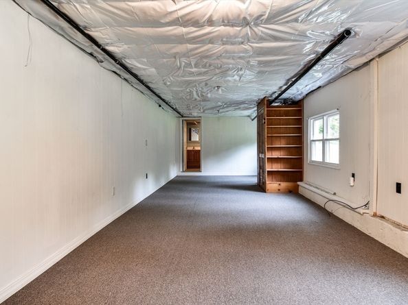 39 Creeper Hill Road, Grafton MA 01536