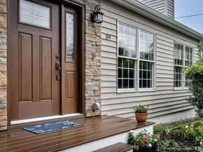 39 Creeper Hill Road, Grafton MA 01536