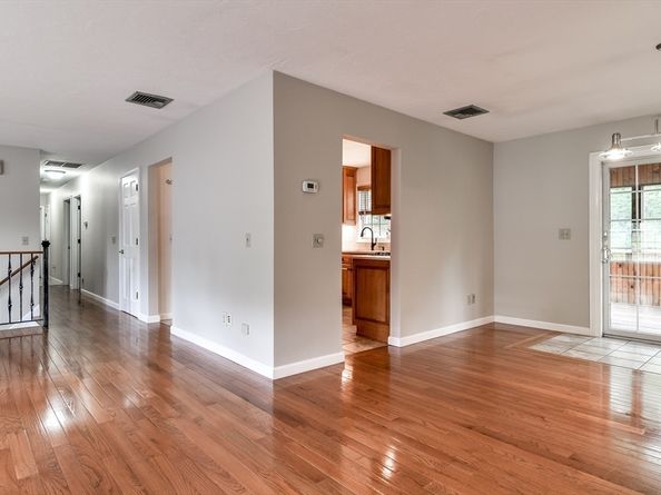 39 Creeper Hill Road, Grafton MA 01536