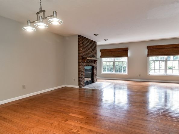 39 Creeper Hill Road, Grafton MA 01536