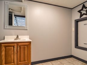 39 Creeper Hill Road, Grafton MA 01536