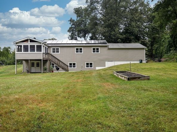 39 Creeper Hill Road, Grafton MA 01536