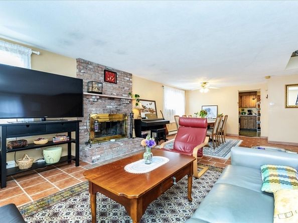 70 Maverick St., Marblehead MA 01945