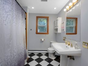 67 Russell St, Peabody MA 01960