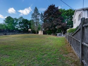 67 Russell St, Peabody MA 01960