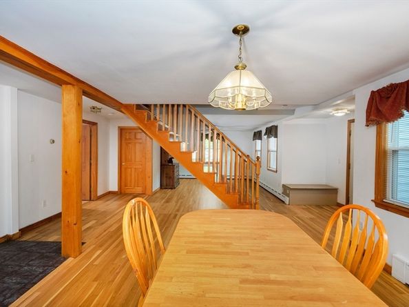 67 Russell St, Peabody MA 01960