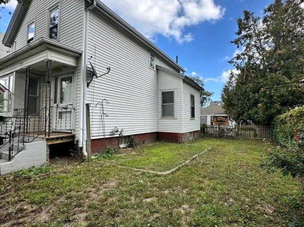 10 Arthur St, Lynn MA 01905