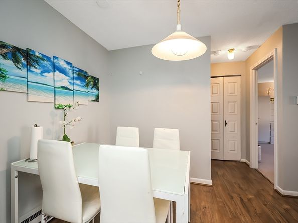 9 Royal Crest Dr 12, Randolph MA 02368