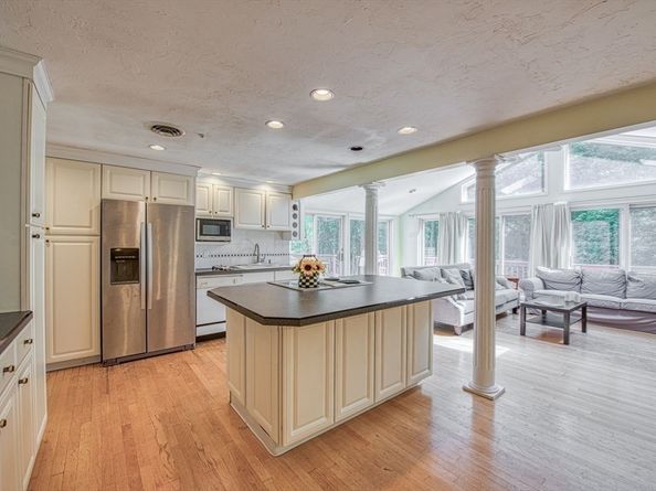 235 North Main St, Sharon MA 02067