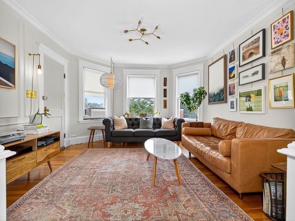 18 Saint Rose St 3, Boston MA 02130
