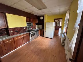 658 East Fifth, Boston MA 02127