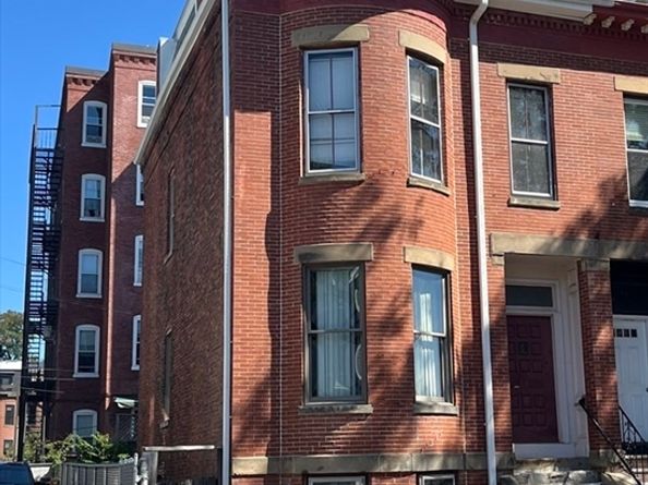 658 East Fifth, Boston MA 02127
