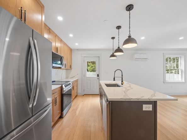 9 Swan Street 3, Beverly MA 01915