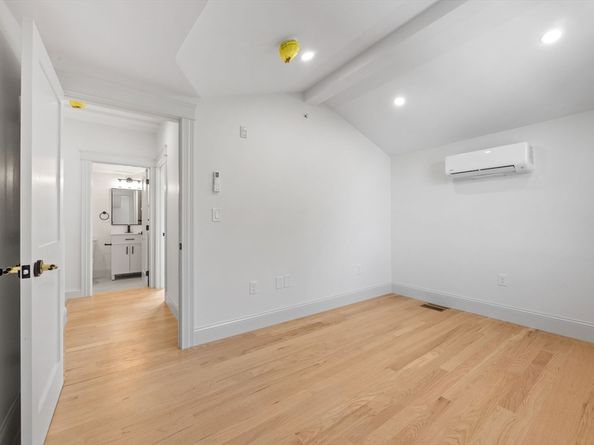 9 Swan Street 3, Beverly MA 01915