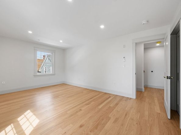 9 Swan Street 3, Beverly MA 01915