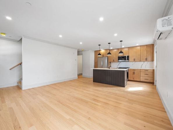 9 Swan Street 3, Beverly MA 01915