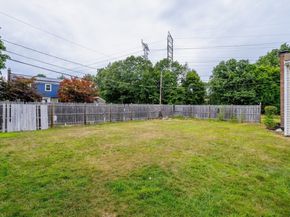 96 Roberts Ave, Holbrook MA 02343