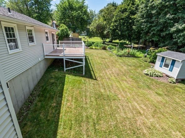 597 Willard St, Leominster MA 01453