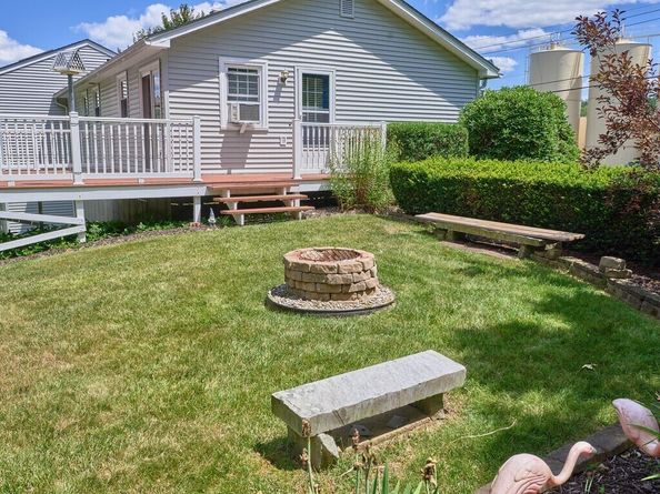 597 Willard St, Leominster MA 01453