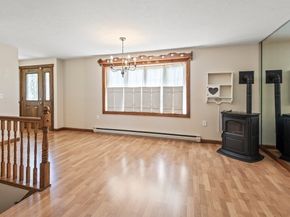 597 Willard St, Leominster MA 01453