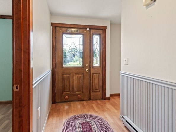 597 Willard St, Leominster MA 01453