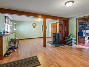 597 Willard St, Leominster MA 01453