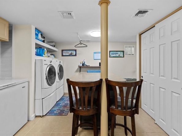 35 Parsons Hill Dr, Worcester MA 01603