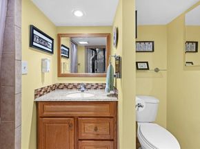 35 Parsons Hill Dr, Worcester MA 01603
