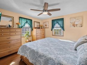 35 Parsons Hill Dr, Worcester MA 01603