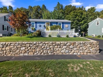 35 Parsons Hill Dr