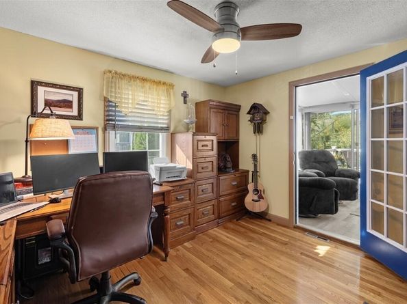 35 Parsons Hill Dr, Worcester MA 01603